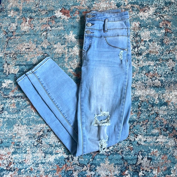 Light Wash Skinny Jeans Size 0 - Picture 1 of 2